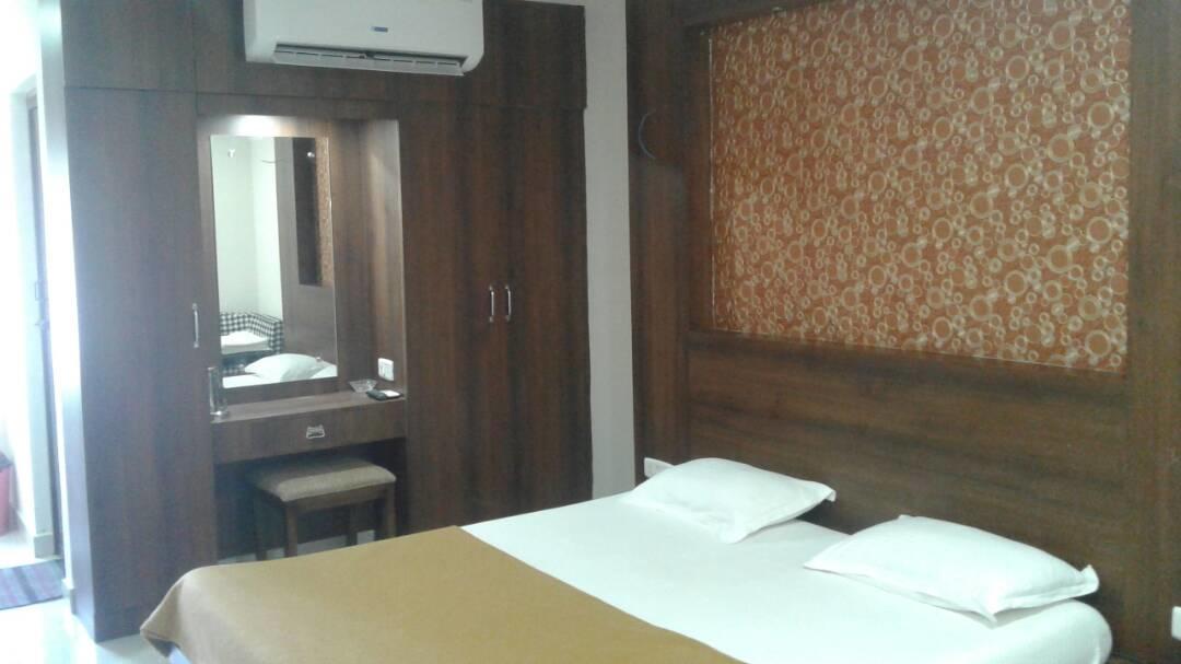 Hotel Gowri Sankar Ambasamudram Ngoại thất bức ảnh