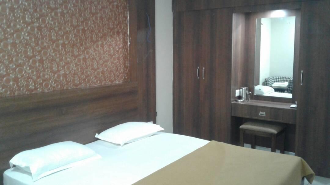 Hotel Gowri Sankar Ambasamudram Ngoại thất bức ảnh